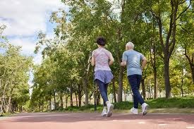 篮网遭遇惨败！克莱18分领衔全队，状元弗拉格27分5助稳独行侠取胜